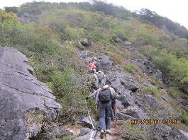 古道前段爬坡步道