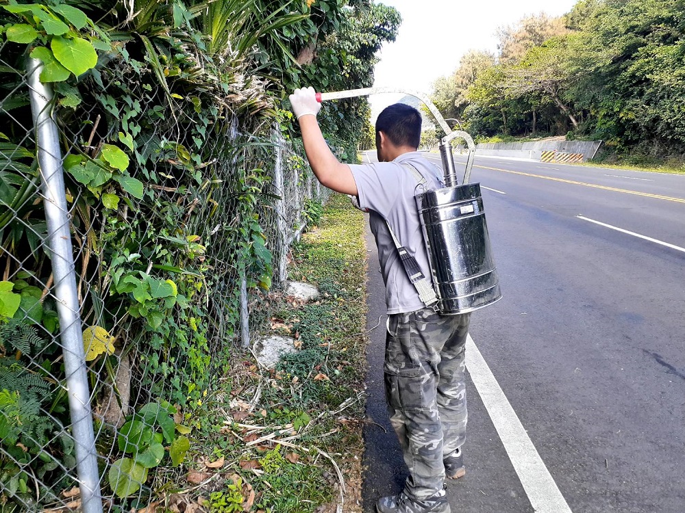 alt-墾丁國家公園黃狂蟻防治已見成效!-1