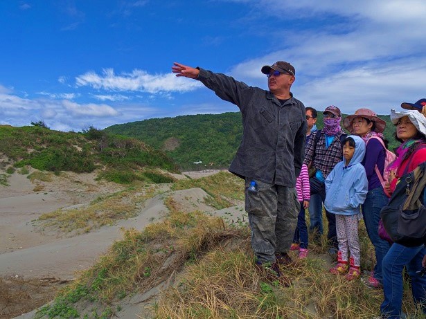 alt-每位寫作者心中都有一片曠野 悠遊墾丁人文微旅行—專訪劉還月老師-1
