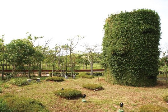 臺中都會公園北側停車場的3號圓柱型反空降碉堡