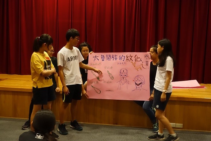 學員們在太管處遊客中心簡報室， 真誠分享此次活動心得  (太魯閣國家公園管理處提供)