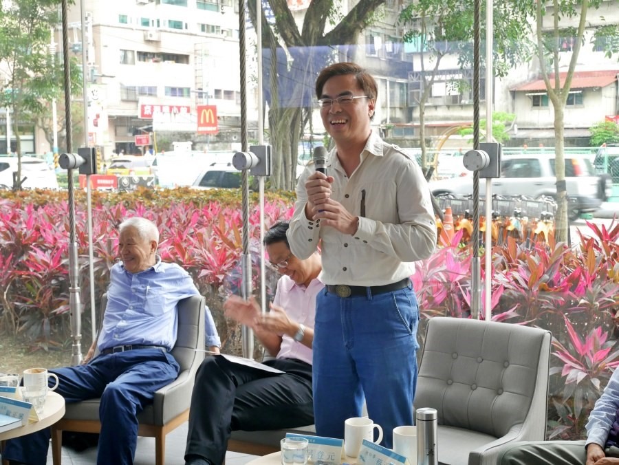 首任台江國家公園管理處處長呂登元分享 當年成立台江國家公園的過程 (國家公園電子報編輯小組提供)