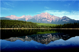 加拿大納漢尼國家公園