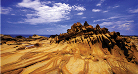 墾丁佳洛水奇岩美景