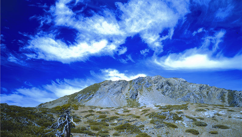 國家公園景緻宜人，許多遊人在此留下美好回憶，但是守護美景，並不容易。/ 太管處提供，蔡進鴻攝