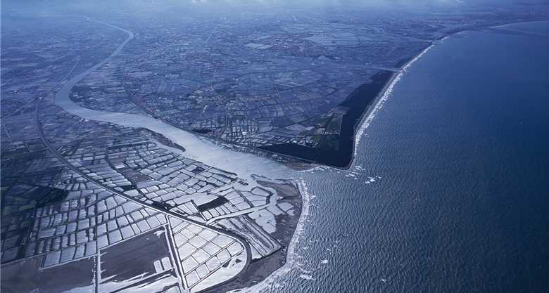 珍愛福爾摩沙，給自己也給飛羽美麗的棲息環境/齊柏林攝