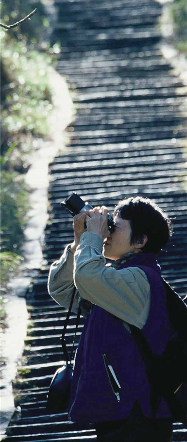 People should learn to appreciate the beauty of the mountains and forests and realize the ideas of environmental protection./ by Zhong-cheng He