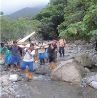 In the process of looking for wood, the Tao villagers realized that fish in theocean and trees in the mountains are actually closely linked. /Provided by LanyuTownship Office