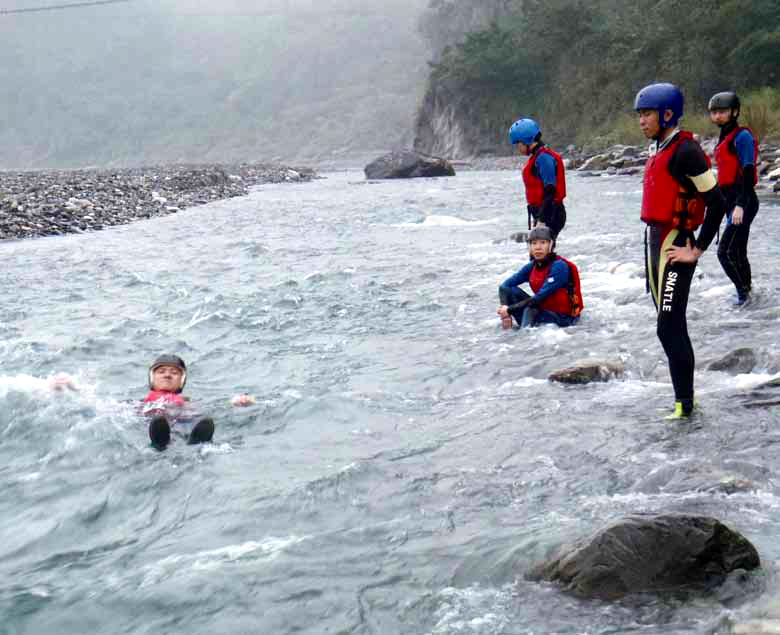 Knowledge about water obtained from books may be far from sufficient. Many people feel this obvious lack of understanding about water when they set foot in raging torrents./ Provided by TNP Headquarters