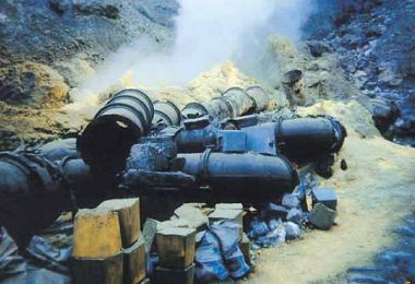 As the sulfur industry lost its economic value, YMSNP Headquarters hadsuccessfully obtained the mining rights in Liuhuanggu and 5 other sites from1993 to 2005.The sulfur mining site at Dayoukeng./ Provided by YMSNPHeadquarters