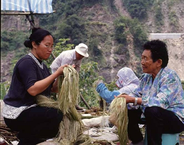 耆老的支持是尤瑪前進的原動力。/ 野桐工坊弗耐. 瓦旦攝