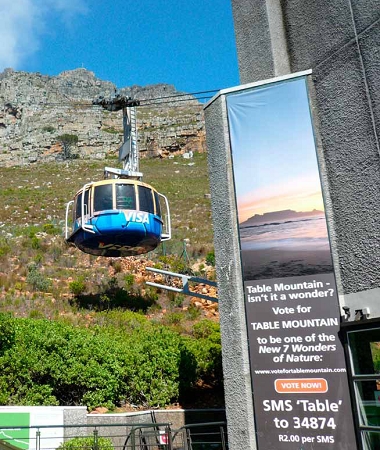 保護區中處處可見皆規範嚴明的告示牌。