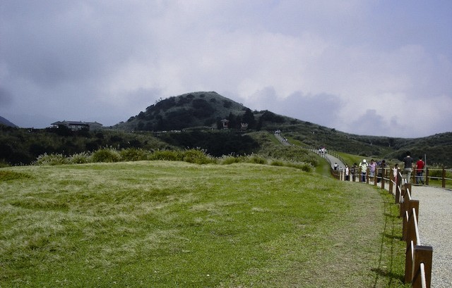 擎天崗是陽明山國家公園的觀星點之一 楊懷智攝