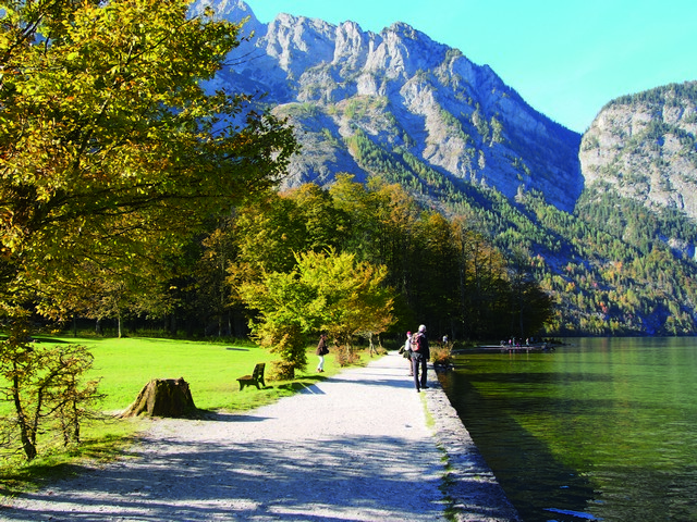 坡度平緩的第一級步道系統 黃淑貞攝