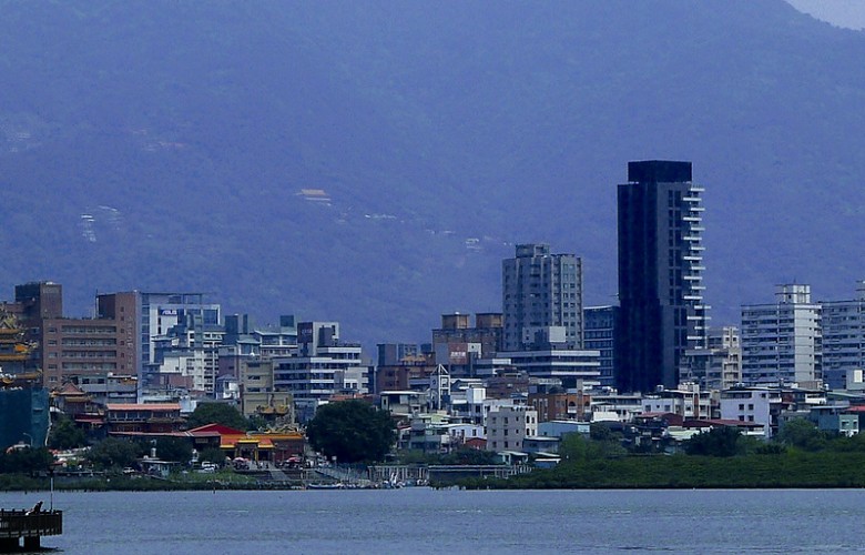 沿岸建築可能阻斷動物遷移的路徑 劉淑瑛攝