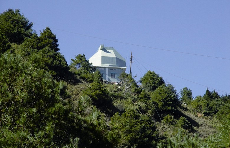 鹿林天文台 耿崇華攝