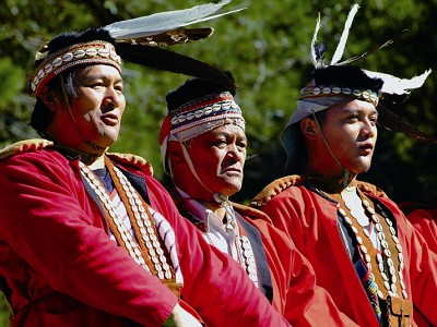 布農族傳統服飾 何昌穎攝