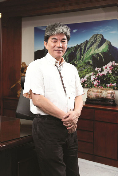 內政部長李鴻源