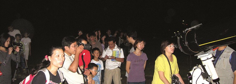 透過實際天文望遠鏡的觀測感受視覺的震撼／耿崇華提供