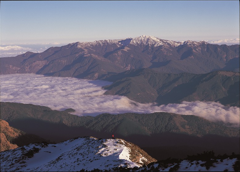 積雪的南湖山脈／林軍佐攝