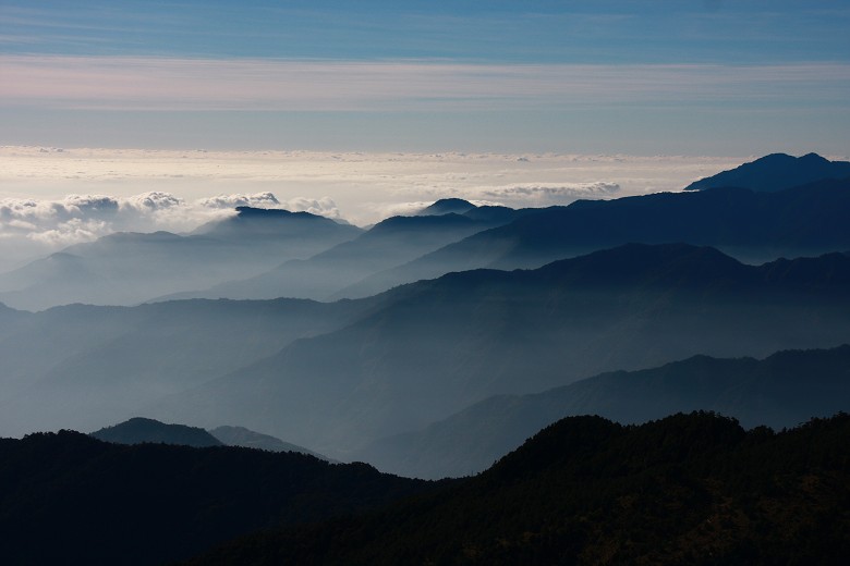 新康橫斷的展望／范震華攝