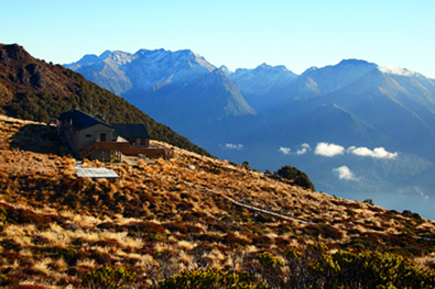 Luxmore 山屋擁有媲美五星級飯店的無敵景觀。