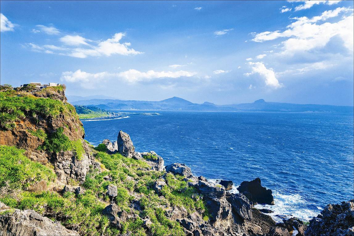 墾丁國家公園裙礁海岸／莊信賢攝