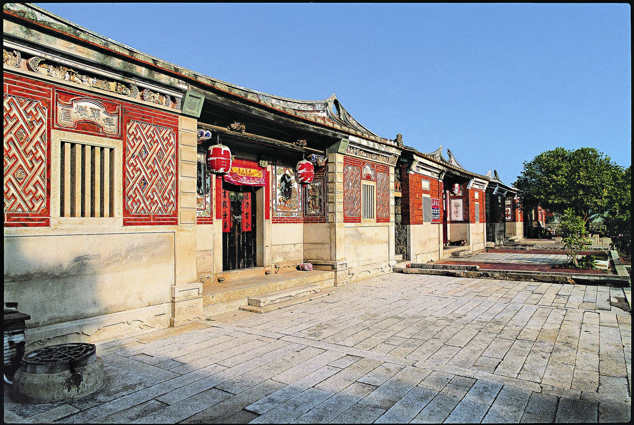 山后中堡為晚清規模最大僑村，為僑居日本神戶族人所建／廖東坤攝