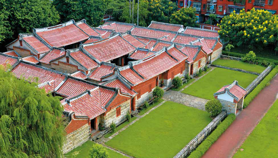 臺北蘆洲李宅的家族興盛卻行事低調，李氏古宅建築樸實無華