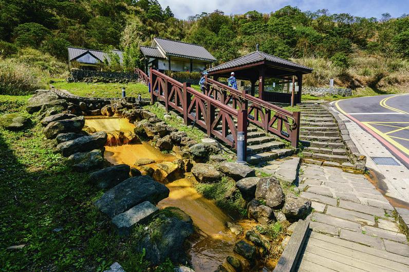 火山作用形成的地質景觀—冷水坑公共溫泉／楊懷智攝