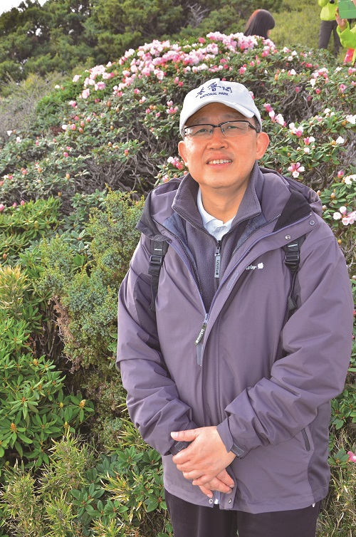 Director Mo-Lin Yang