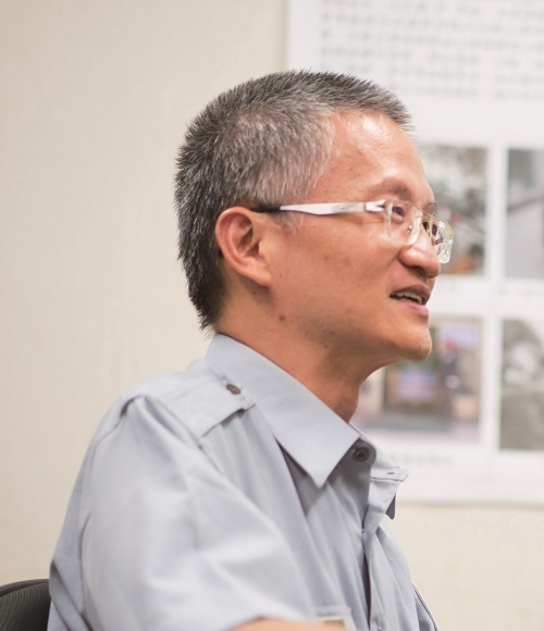 Section Chief Wen-Cheng Ho (EnvironmentMaintenance Section)