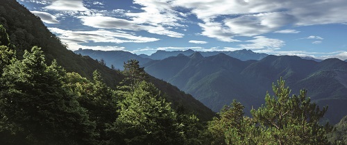 聖稜線的絕世美景,同時也代表著環境的脆弱與易變/楊懷智攝