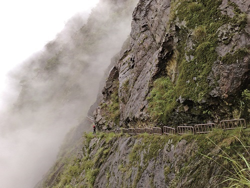 Japanese Occupation Era Batongguan Traversing Trail is a advanced hiking trail in Yushan National Park./Hsiao-Lu Ho