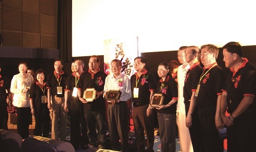 拿督陳成龍出席「落番」影片發表會