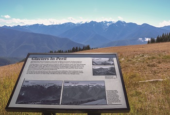 The sign showed how far the glacier at Hurricane Ridge in
Olympic National Park has retreated, demonstrating the
situation of global climate change. / Diana Lin