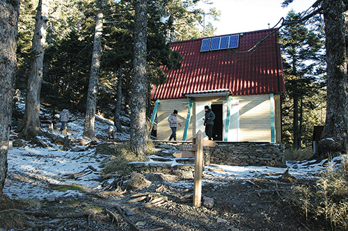 Sumita Cabin of Shei-Pa National Park / Kuo-Ming Fu (provided by Shei-Pa National Park Headquarters)