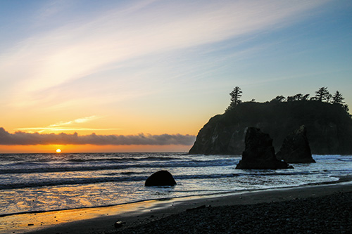 奧林匹克國家公園的海岸因為暖化造成海平面上升、海岸侵蝕與氾濫等的影響,讓原住民的遺址同時面臨危機/ 張簡淳攝