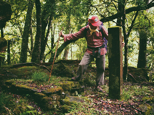 仁木戰死碑：八通關越嶺道旁豎立一座座日警戰死紀念碑