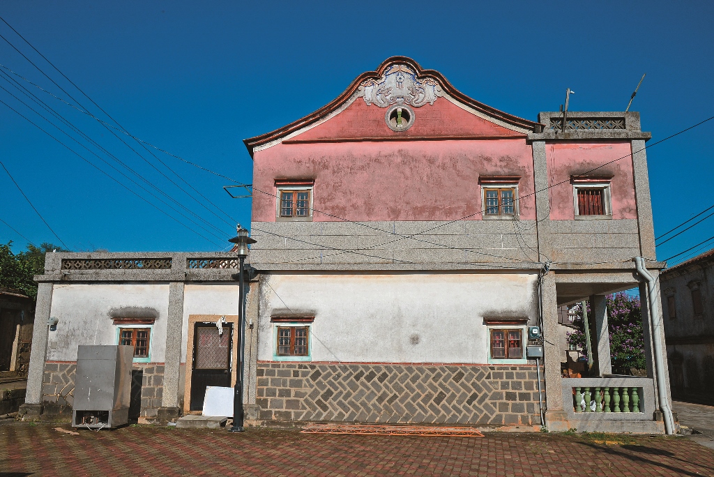 板邊厝建築（西方聚落）
