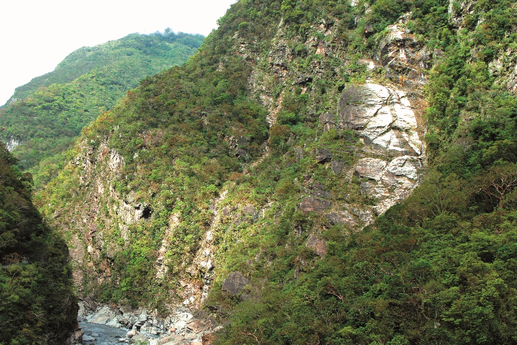 山月橋及電光道路位置現今景象