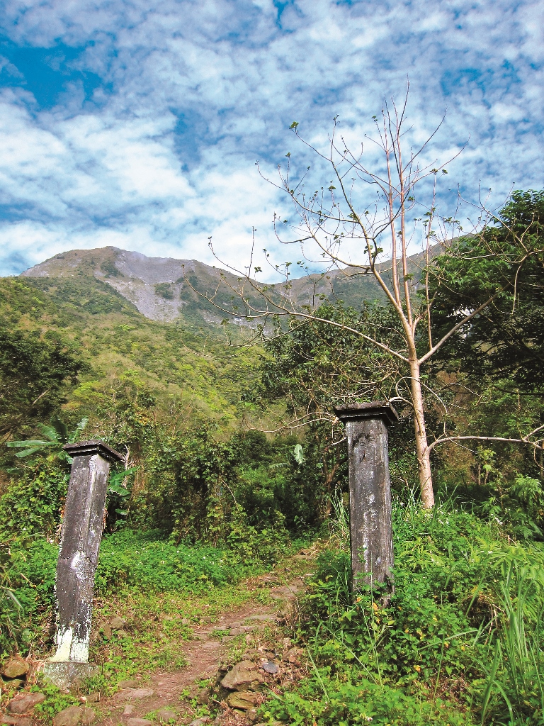 巴達岡警察官吏駐在所遺蹟