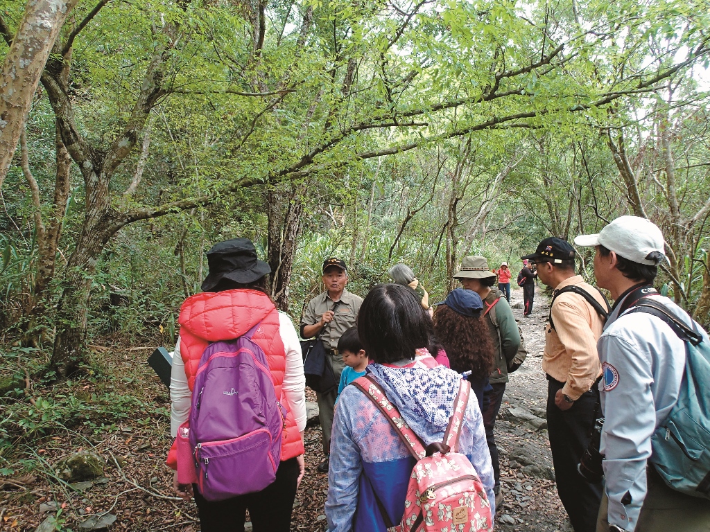 YOUTH CAMP 「中橫．我行！ 」健行體驗活動