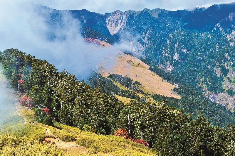 臺灣的9 座國家公園,分處於臺灣的各大區域,顯現了國土保育架構下的宏規/何小綠攝