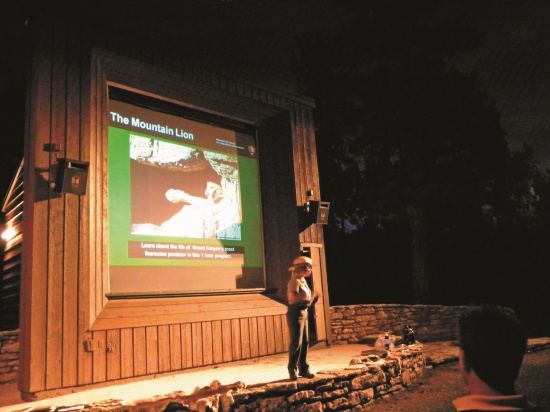 大峽谷國家公園從白天到夜晚皆有 解說活動／華予菁提供