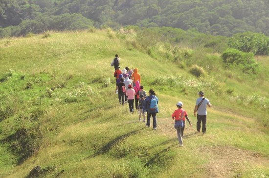 結伴射麻里—《騎在牛背上》