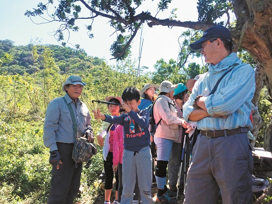 小朋友的彈弓體驗／林瓊瑤攝