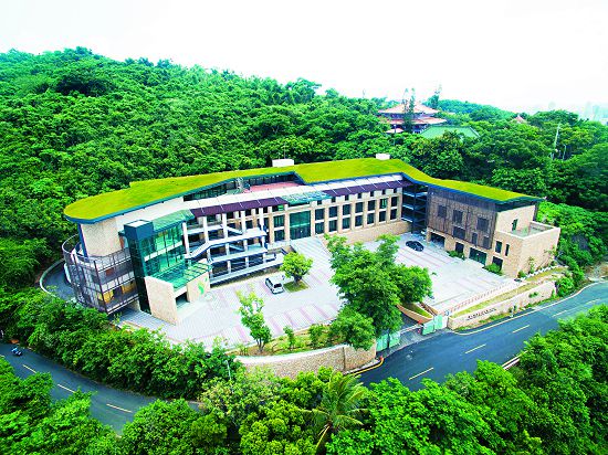 壽山國家自然公園遊客中心前身為壽崗營區軍事用地／壽籌處提供