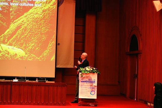 瑞士商務辦事處傅瑞處長(Mr. Rolf Frei)介紹瑞士國家公園的發展經驗