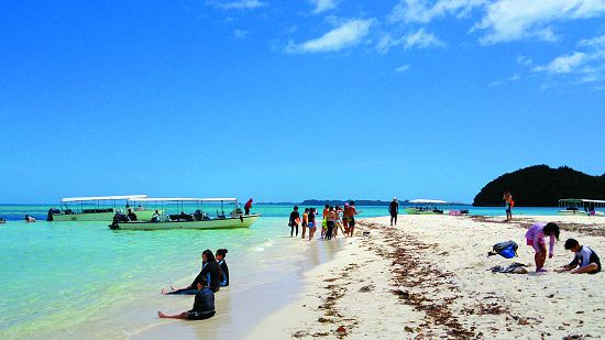 帛琉新法規定,2020年1月1日起禁止買賣、進口及製造含有10種特定成分之護膚用品